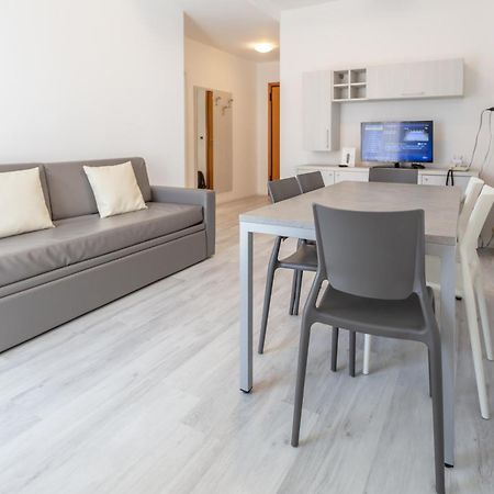 Residence Hotel Angeli Rimini Luaran gambar