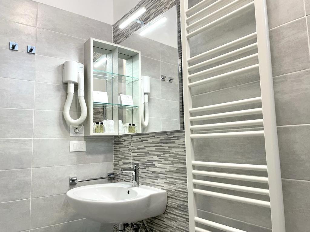 Residence Hotel Angeli Rimini Luaran gambar